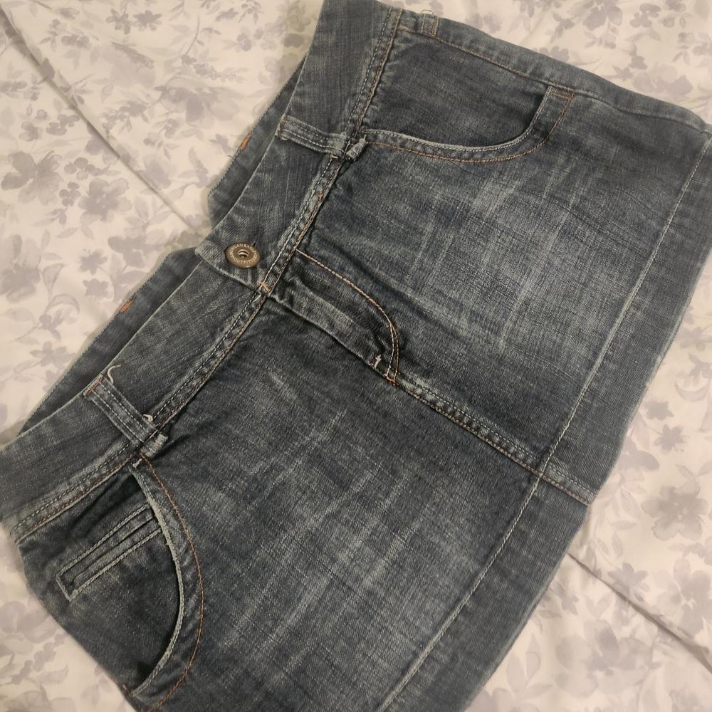 Old Navy  Denim Mini Skirt Women's Size 8
